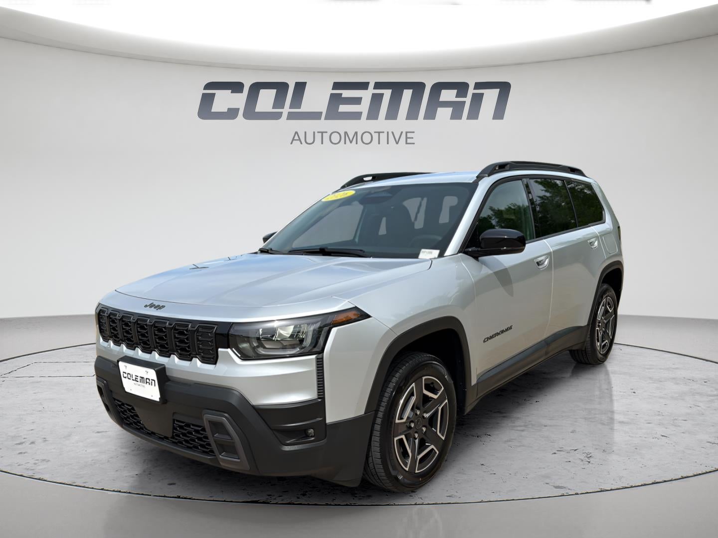 2026 Jeep Cherokee CHEROKEE LIMITED 4X4 in Silver Zynith Clear-Coat Exterior Paint — front three-quarter view