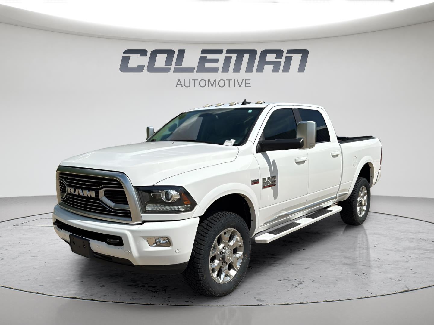 2018 RAM 2500 Limited Crew Cab 4x4 6'4' Box in Bright White Clearcoat — front three-quarter view