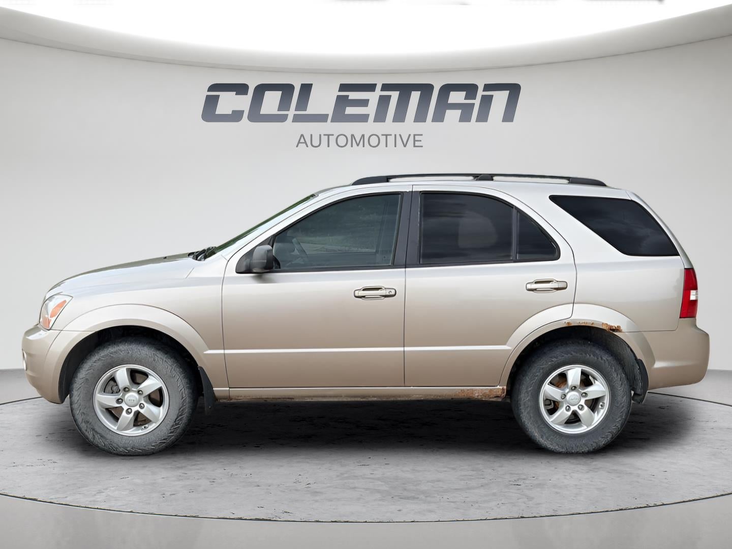 2008 Kia Sorento — side profile view